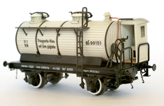 AP4024-01 Special wagon for transporting wine and wine products with a brake box. - I Era R.M. Italy