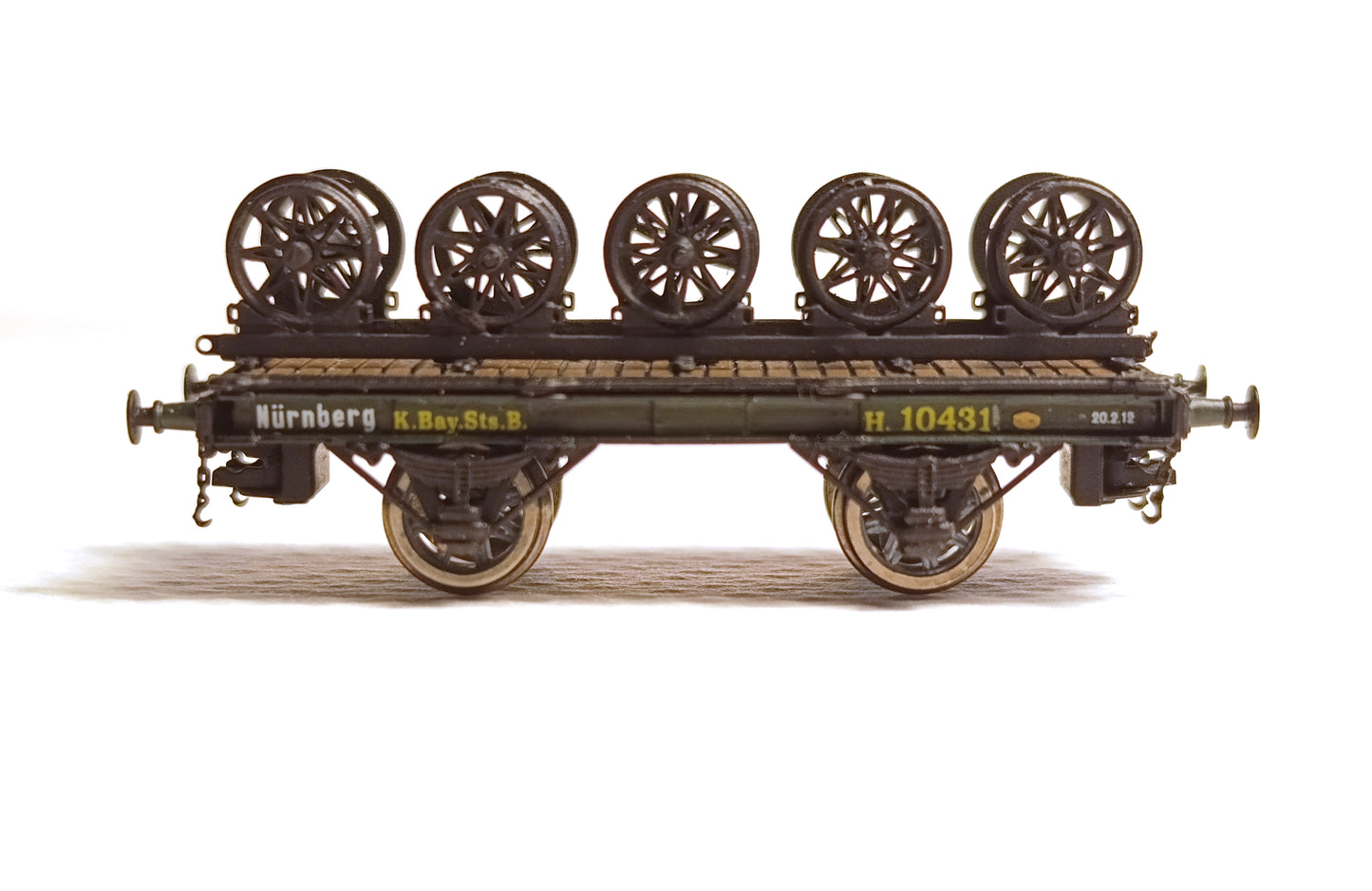 AP4010-003-01 Wagon plate-forme avec Citroën AC4 - AL - II Epoque