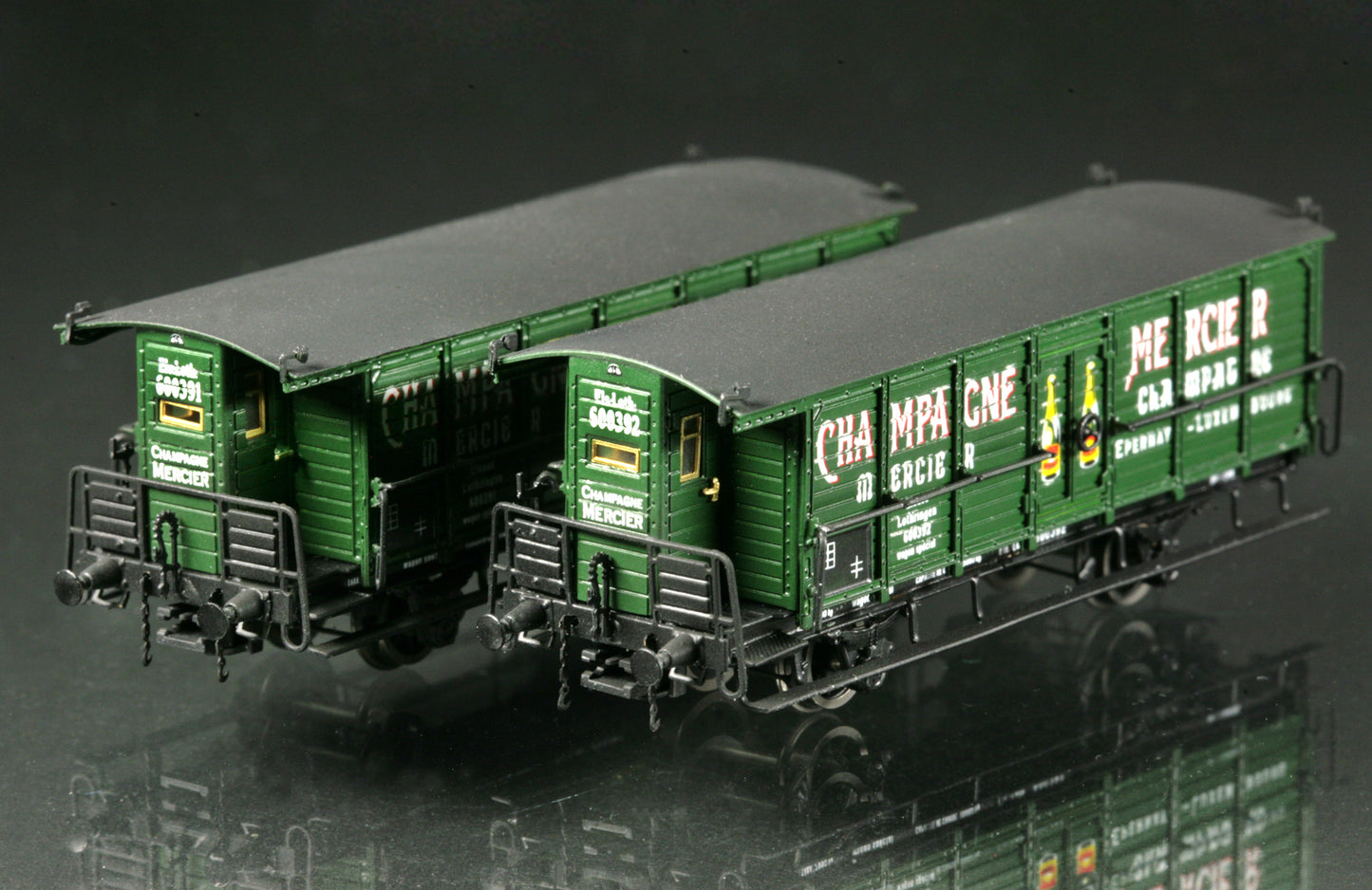 SET05 Two Champagne Mercier Wagons - Els.Loth. - I Era B